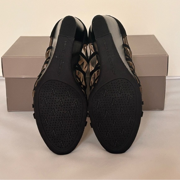 NEW $115 ADRIENNE VITTADINI ALBY BLACK SUEDE STRAPPY CAGE SANDAL - Picture 5 of 7